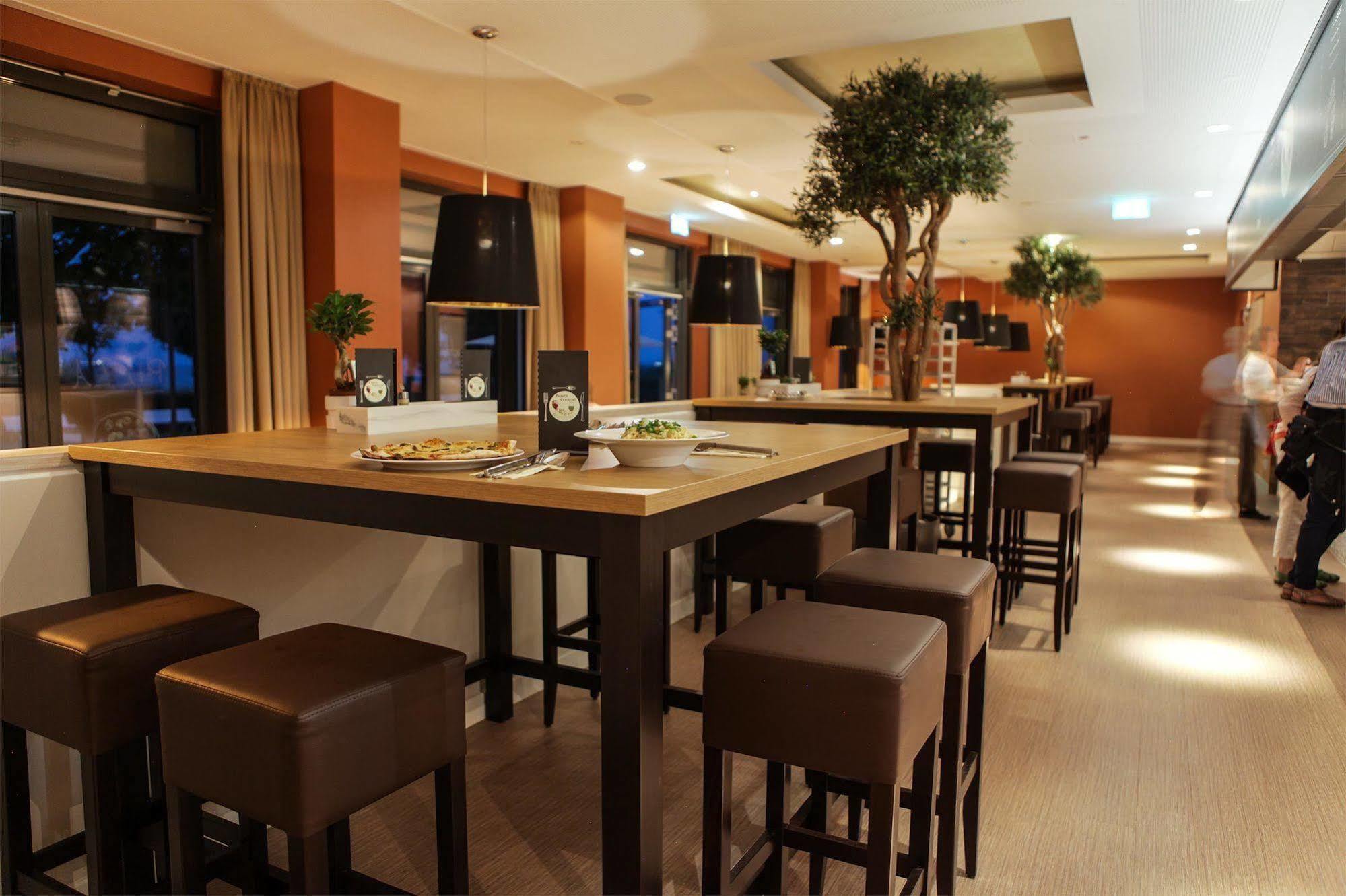 Seetelhotel Kaiserstrand Beachhotel Херингсдорф Экстерьер фото